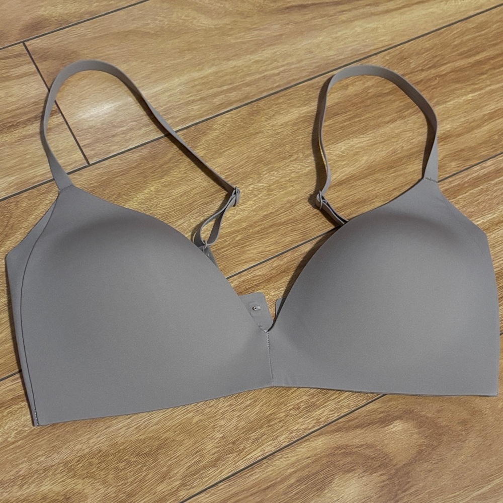 Lululemon take shape push up bra 34c
